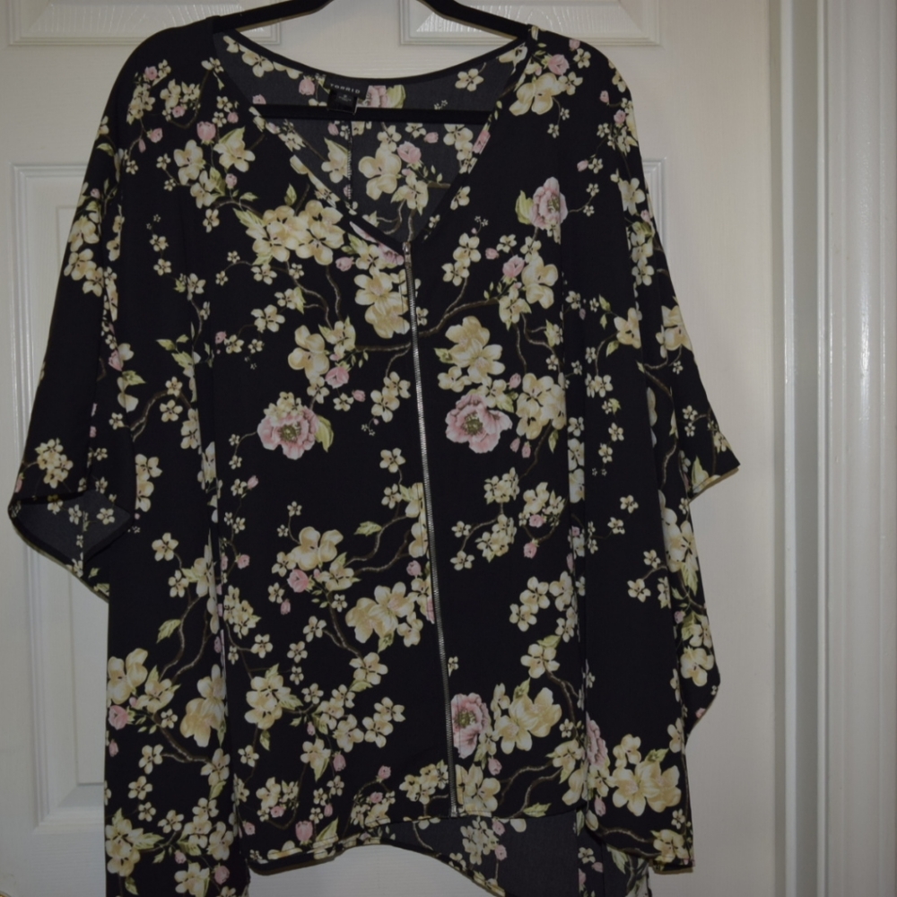 Black floral poncho by Torrid